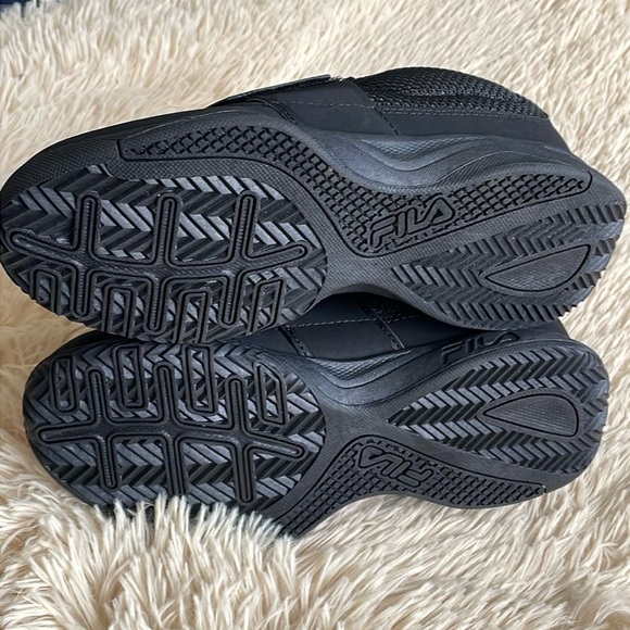 Woman’s Fila Shoe’s - Picture 7 of 7